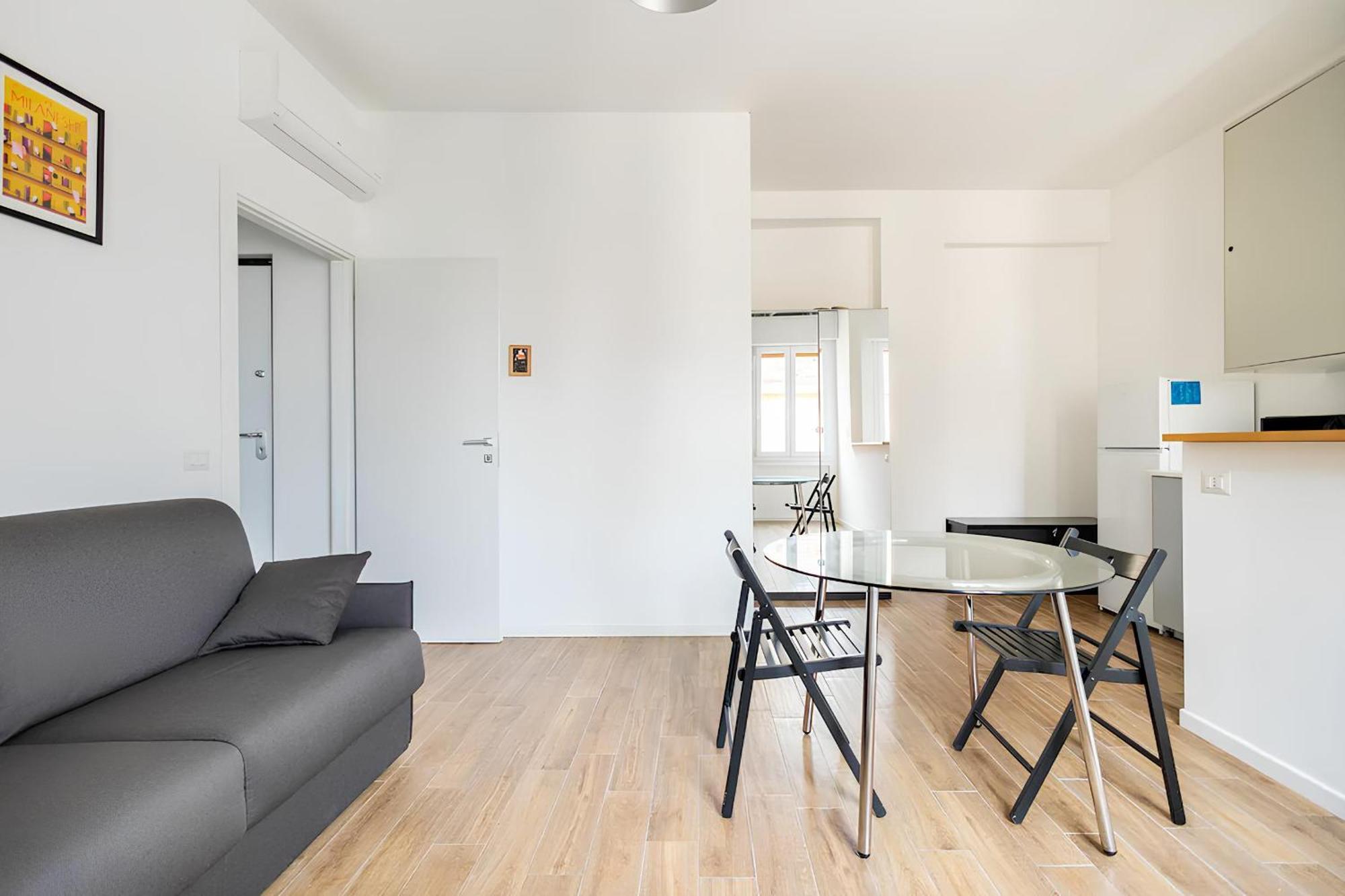 Santa Giulia Suite - 15 Minutes From City Centre Милано Екстериор снимка